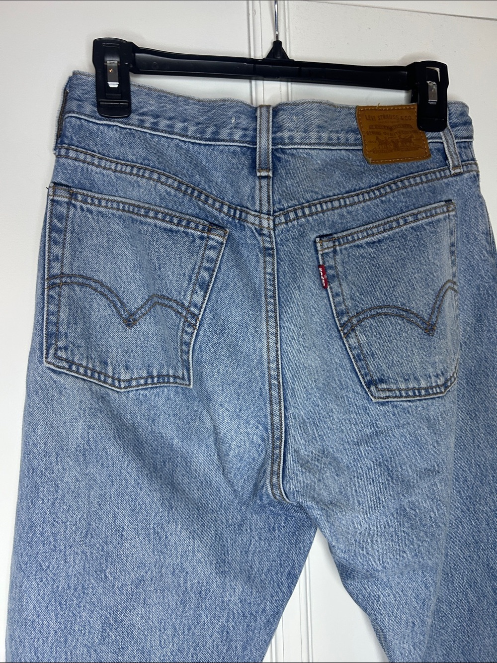 Levi's Wedgie Jean - Raw Hem - Light Wash - Picture 8 of 9